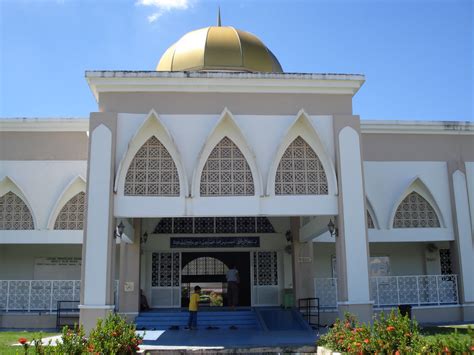 Perkhidmatan/kemudahan yang disediakan oleh unit multimedia dan sumber, politeknik sultan idris shah. TEROPONG TEROPONG: Masjid Sultan Idris Shah ll, Slim River ...