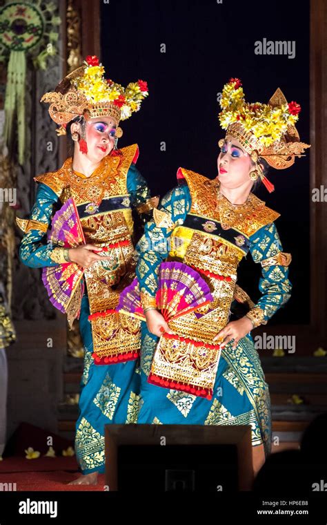 Traditional Balinese Dance Ubud Palace Hi Res Stock Photography And