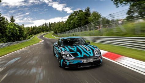 Neuer Porsche Taycan Holt Rekord Auf Der Nürburgring Nordschleife