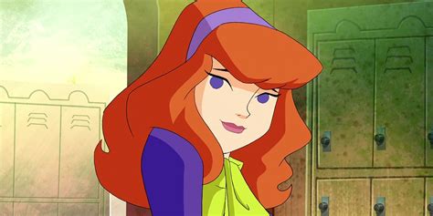 Scooby Doo 5 Reasons We Love Velma And 5 We Love Daphne Movieweb