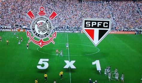 Tchê tchê, daniel alves e hernanes (igor gomes); Globo erra o placar da goleada do Corinthians sobre o São ...