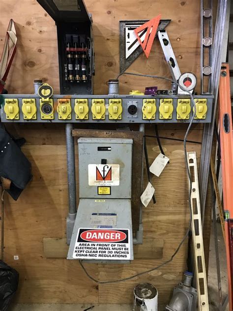 No steam items or digital pc games! Diesel generator 30 KW 240 single phase or 440 3 phase 3000 hr with lots of life comes with ...