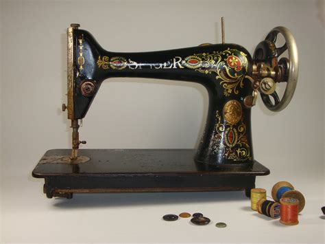 Old Singer Sewing Machine Vintage Singer Portable Sewing Machine 301a