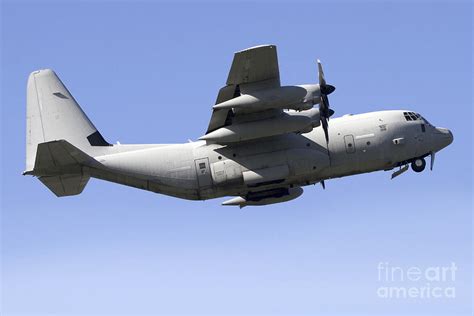Kc 130j Tanker Of The Italian Air Force Photograph By Luca Nicolotti
