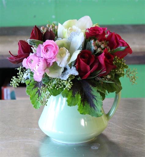 Greenwich floral design is a custom flower shop located in thousand oaks, california serving ventura county and the. Greenwich Florist Thousand Oaks - Color-Splash Centerpiece ...
