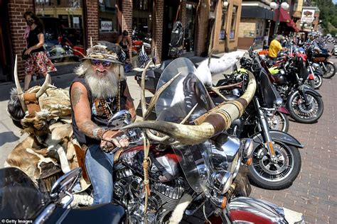 Domi Good Thousands More Bikers Pack Sturgis In South Dakota For 10 Day Festival And Fill The