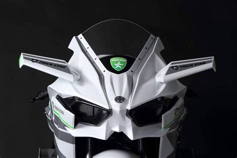 2016 Kawasaki Ninja H2r In White Livery Is The Queen Of Supercharged