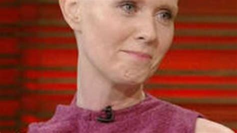 Cynthia Nixon Miranda De Sex And The City Est Chauve