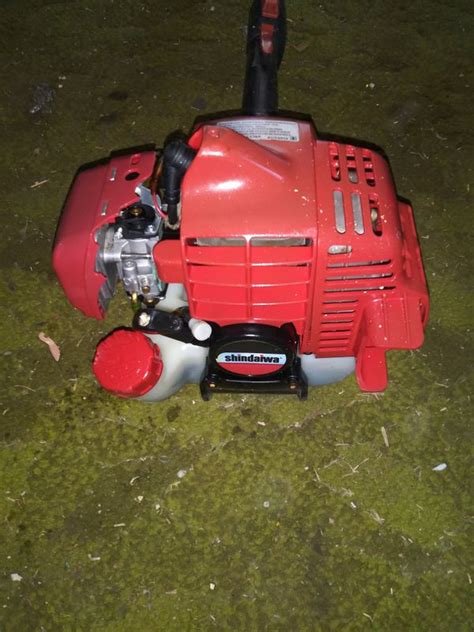 Cutting grass—units equipped with a trimmer head your shindaiwa unit may be equipped hold the trimmer so the trimmer head with one of several shindaiwa trimmer. SHINDAIWA T242 COMMERCIAL FOLDING EXTENSION HEDGE TRIMMER ...