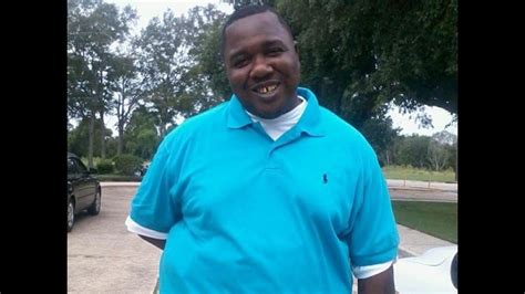 Alton Sterling Shooting Second Video Of Deadly Encounter Emerges Newsonline Com