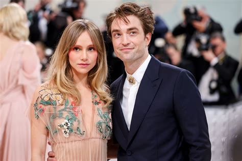 Robert Pattinson Girlfriend Suki Waterhouse Music Acting More