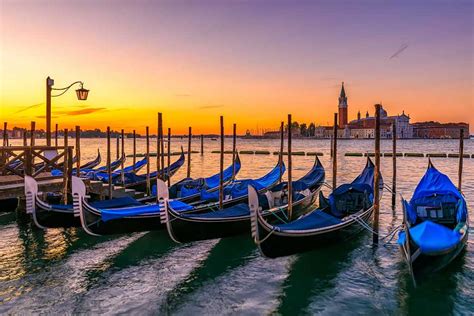A Guide To Planning A Gondola Ride In Venice Zicasso