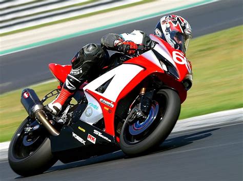 O Que Você Sabe Sobre Moto de Corrida? 10 Fatos Para Amantes de