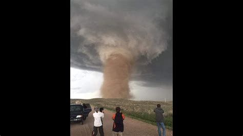 Antena 3 › emisiuni › sinteza zilei › tornadă devastatoare în cehia și austria. Another Video of Strong Tornado hits Xilinhot, Mongolia ...