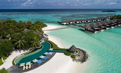 Four Seasons Kuda Huraa Luxury Maldives Holiday Star Luxury Island