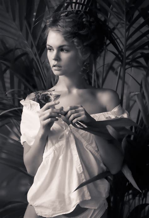 Wallpaper Wanita Model Berambut Pirang Rambut Panjang Anastasia