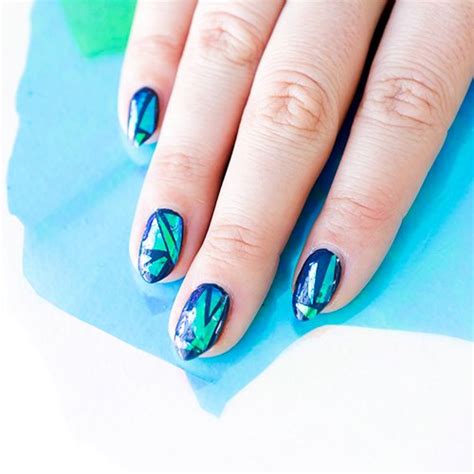 Now Trending Shattered Glass Manicures Fashionpro