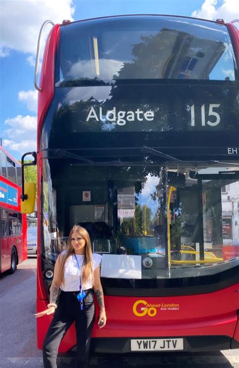 Female Bus Driver Told Shes Too Pretty For Her Job By Male Passengers News Com Au