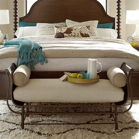 Universal Furniture Cordevalle Bed Bench Bedroom Benches At Hayneedle