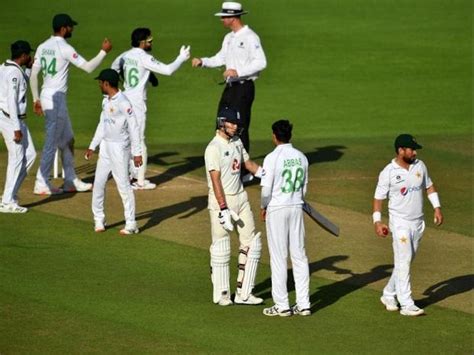 Not for the first time, an umpiring decision in the second test in chennai has been the cause for controversy. Pak Vs Nz Ist Test Live Score / New Zealand Vs Pakistan ...