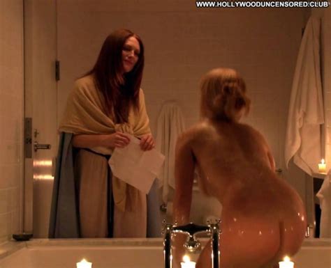 Elektra Luxx Carla Gugino Beautiful Ass Posing Hot Nude Toples Babe Topless Car Celebrity Wet