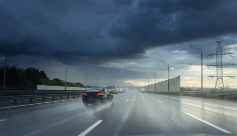 Top 5 Tips For Driving In The Rain Wheelsca