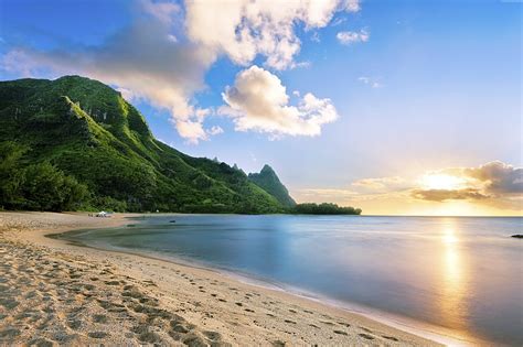 Hd Wallpaper Maui Coast Hawaii 5k Sky Beach Ocean Mountain