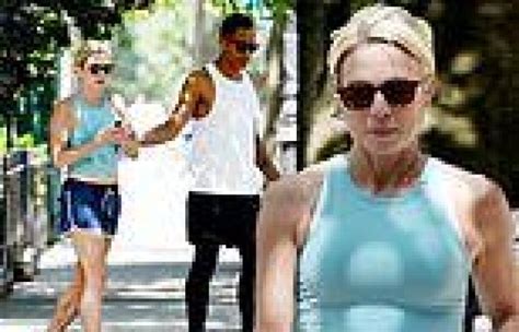 Amy Robach And T J Holmes Cool Down After Enjoying A Couples Workout