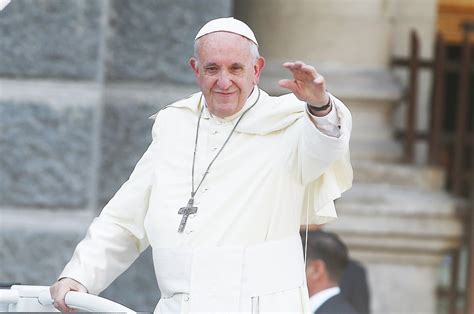 Argentina Wonders Why Pope Francis Wont Return Home