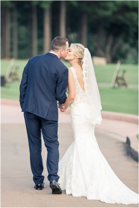 The woodbury country club (wcc) was a private golf club in woodbury, new jersey, united states. St. Ives Country Club Wedding Pictures | Five Fourteen ...
