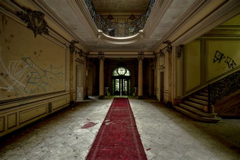 Rote teppiche 10.000+ ergebnisse sortieren nach: Der rote Teppich Foto & Bild | france, world, marode ...