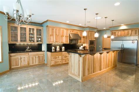 Review Of Best Wall Colors For Natural Wood Cabinets References Decor