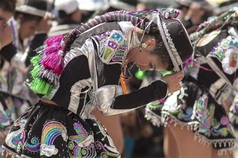 Tradiciones Bolivianas Caporales
