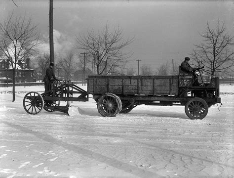 Vintage Photos Of Pittsburghs First Snow Plows Snow Plow Vintage