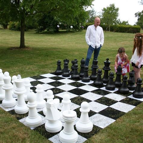 Giant Chess Set With Board And Carry Bags In Dunstable Bedfordshire