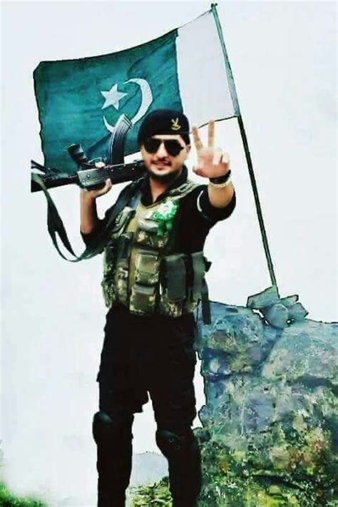 Pin By Abdul Haseeb On Pakistan Army Pakistani Flag Pak Army