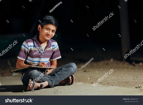 Poor Children India Images Stock Photos And Vectors Shutterstock
