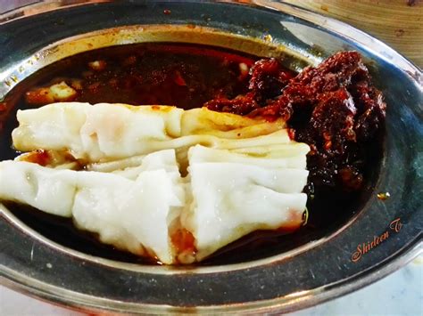 Dim sum is a large range of small dishes that cantonese people traditionally enjoy in restaurants for breakfast and lunch. Ful Lai Dim Sum 富徕饱饺点心茶楼 @ Kuchai Lama, KL