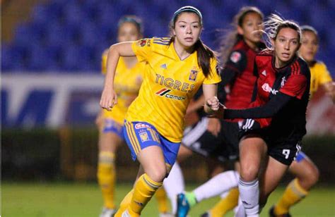 Supervised by the mexican football federation, this professional league has 18 teams, each coinciding with a liga mx squad. Liga MX Femenil: partidos, fechas y horarios de la Jornada ...