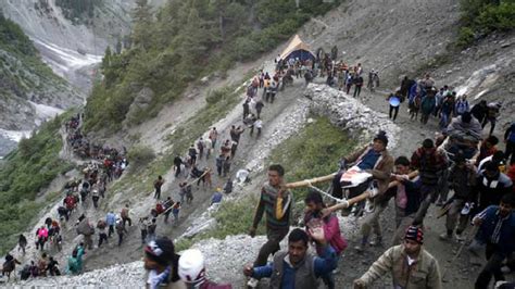 5 Pilgrims Who Went To Amarnath Dead