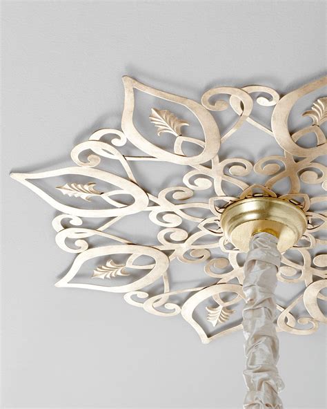 Diy Wood Ceiling Medallion This Is A Beautiful Carved Wood Ceiling