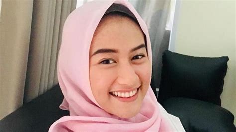 Viral Kisah Finalis Miss Indonesia Kini Bangga Jadi Ibu Rumah Tangga