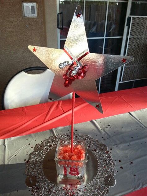 Pin By Giigii Tovar On My Creations Star Centerpieces Christmas
