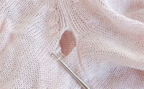 How To Fix A Small Hole In A Knit Glorious Mending Tejidos De Punto
