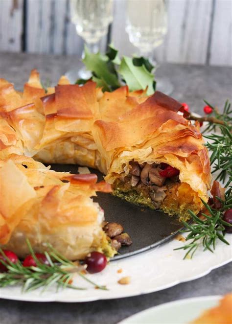 To see what we had for previous years, check out sweeten your holiday dinner with these 25 amazing vegan pies and 35 perfectly sweet holiday pies — but don't forget to come back because this year, we have 15 new. Chestnut, Mushroom | Vegetarian christmas dinner ...
