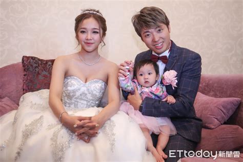 Lyrics for top songs by 賴慧如. 叫小賀CP!學生演員安慰導演失戀 最後被追走變老婆 | ETtoday星光雲 | ETtoday新聞雲