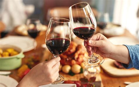The Ultimate List Of The Best Thanksgiving Wine Pairings Better Homes