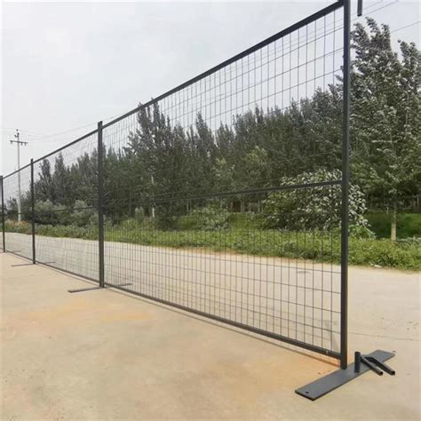 Concert Fencing Ca Easily Install Canada Temporary Fence Removable Fence Temporary Construction