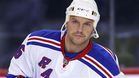 Qlife News From Around The Web Omg Sean Avery Ends In The Best