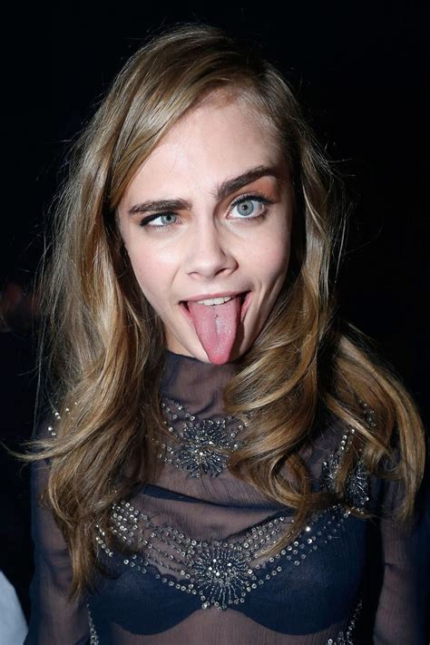 See The Worlds Most Gorgeous Models Pulling Funny Faces Cara